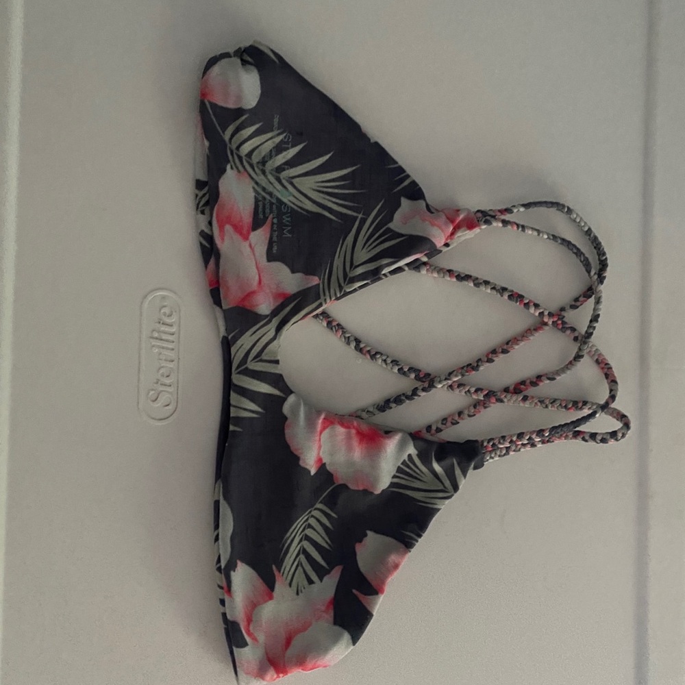 Small bikini top